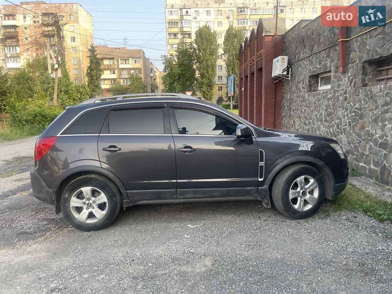 Внедорожник / Кроссовер Opel Antara 2012 в Ужгороде