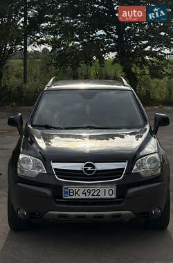 Внедорожник / Кроссовер Opel Antara 2006 в 