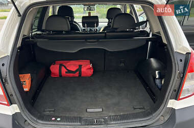 Внедорожник / Кроссовер Opel Antara 2014 в 