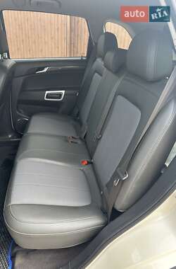 Внедорожник / Кроссовер Opel Antara 2010 в 