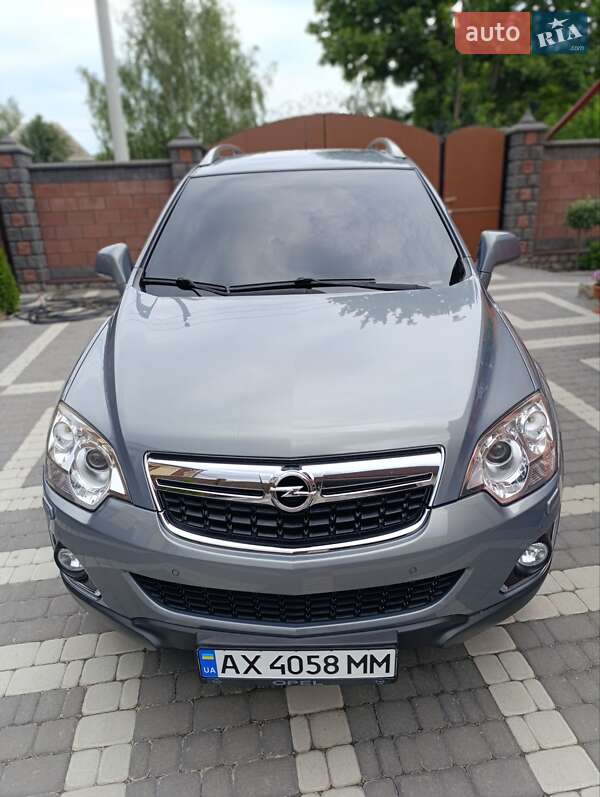 Внедорожник / Кроссовер Opel Antara 2013 в Харькове