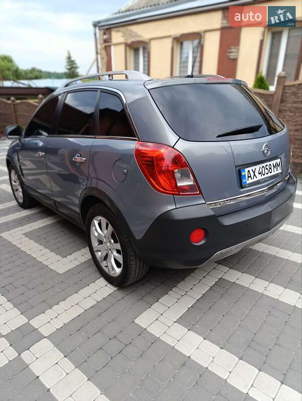Внедорожник / Кроссовер Opel Antara 2013 в Харькове