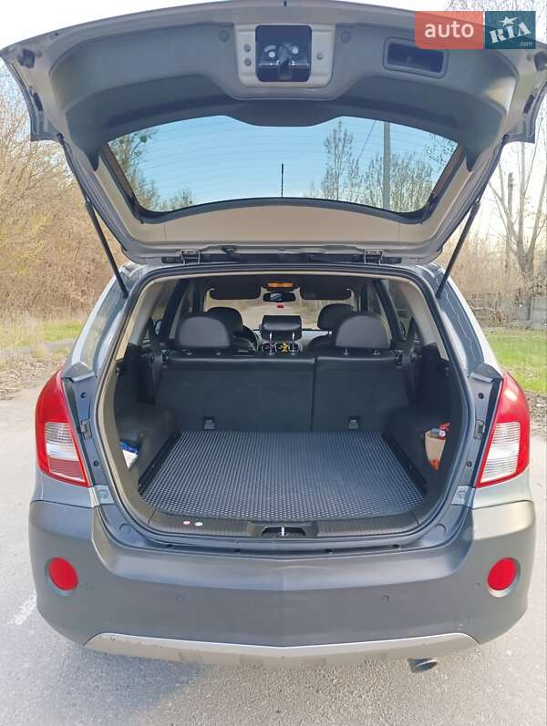 Внедорожник / Кроссовер Opel Antara 2013 в Харькове
