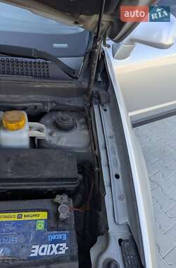 Внедорожник / Кроссовер Opel Antara 2007 в 