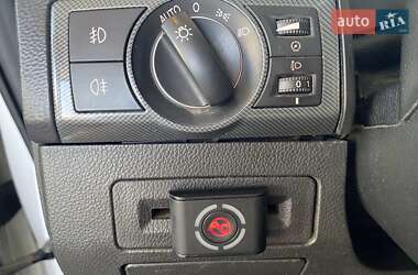 Внедорожник / Кроссовер Opel Antara 2012 в 