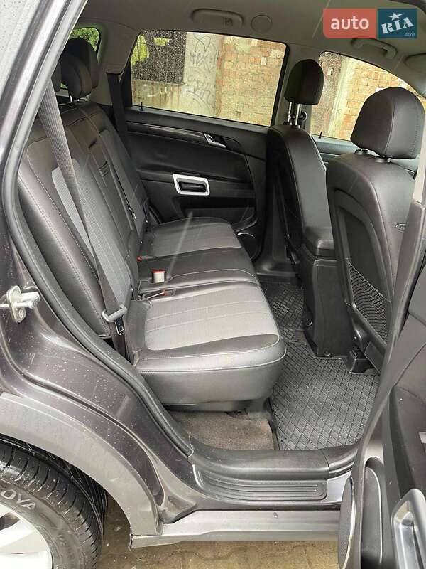 Внедорожник / Кроссовер Opel Antara 2013 в Черновцах