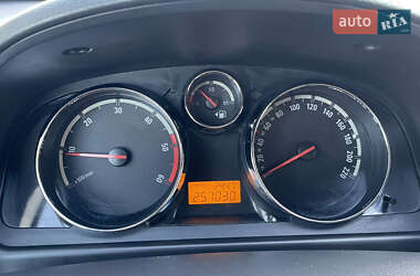 Внедорожник / Кроссовер Opel Antara 2011 в 