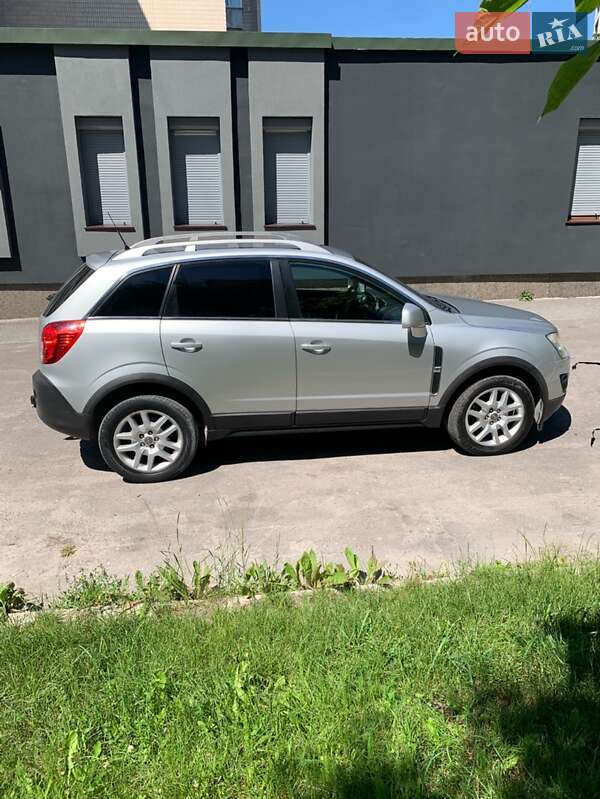 Внедорожник / Кроссовер Opel Antara 2011 в Тернополе