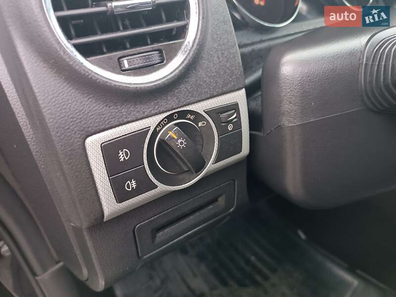 Внедорожник / Кроссовер Opel Antara 2012 в Виннице