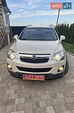 Позашляховик / Кросовер Opel Antara 2012 в 
