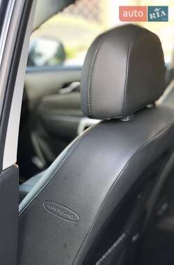 Внедорожник / Кроссовер Opel Antara 2008 в 