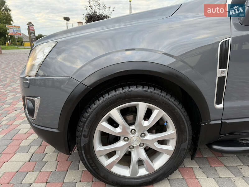Позашляховик / Кросовер Opel Antara 2011 в Чернівцях