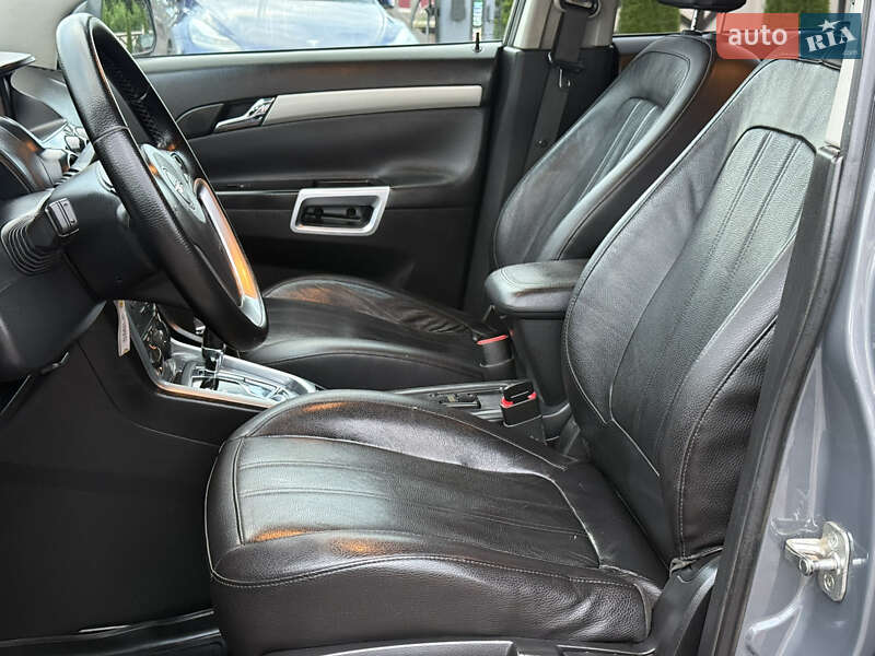 Позашляховик / Кросовер Opel Antara 2011 в Чернівцях