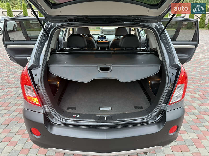 Позашляховик / Кросовер Opel Antara 2011 в Чернівцях