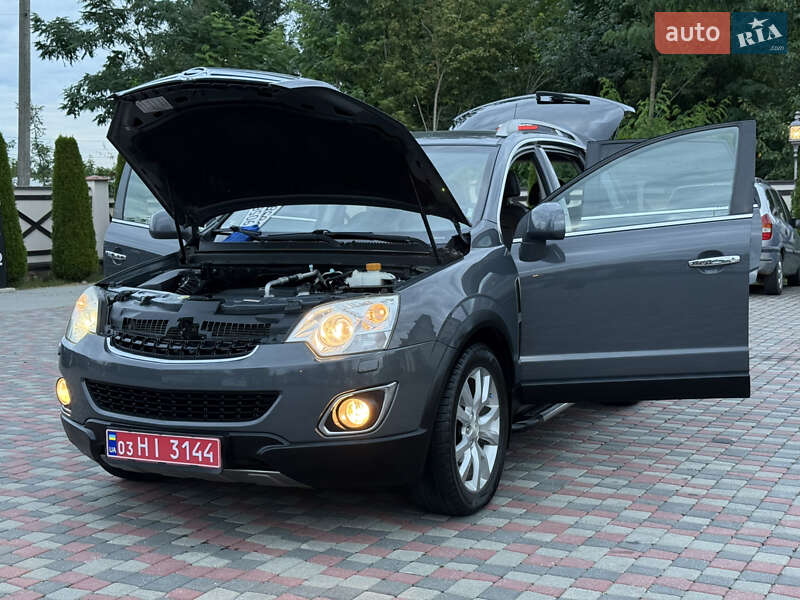 Позашляховик / Кросовер Opel Antara 2011 в Чернівцях