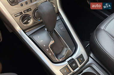 Внедорожник / Кроссовер Opel Antara 2013 в 