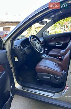 Внедорожник / Кроссовер Opel Antara 2010 в 