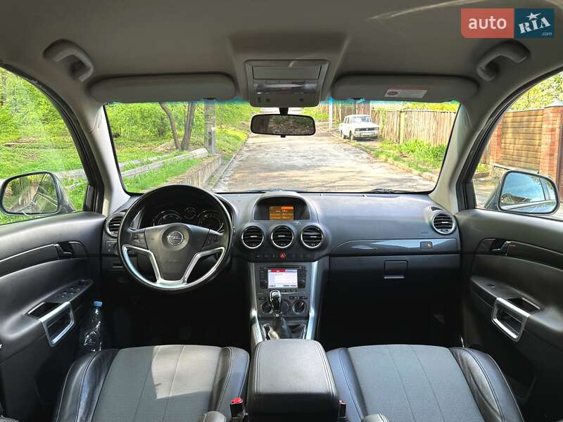 Внедорожник / Кроссовер Opel Antara 2012 в Киеве