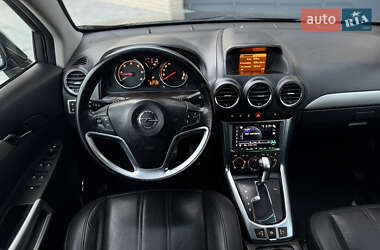 Позашляховик / Кросовер Opel Antara 2012 в 