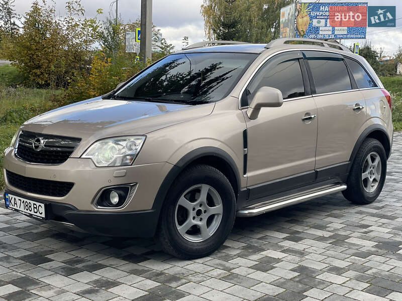 Внедорожник / Кроссовер Opel Antara 2012 в Староконстантинове