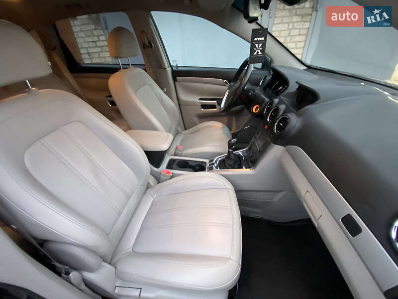 Внедорожник / Кроссовер Opel Antara 2013 в Луцке