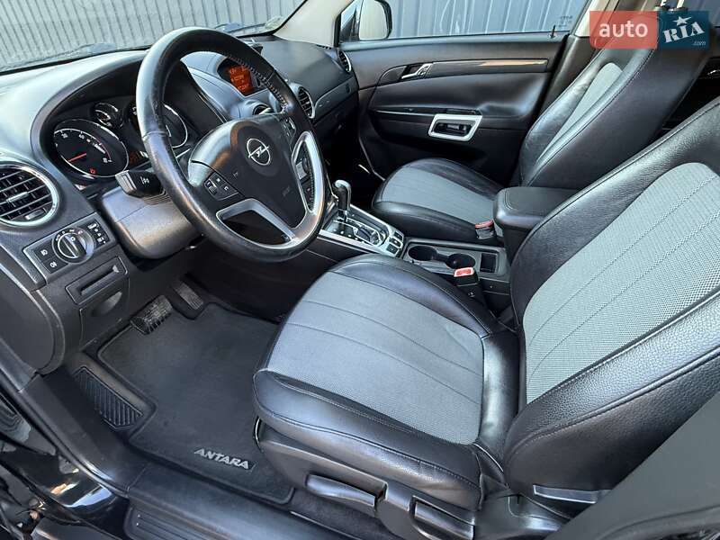 Позашляховик / Кросовер Opel Antara 2011 в Борисполі