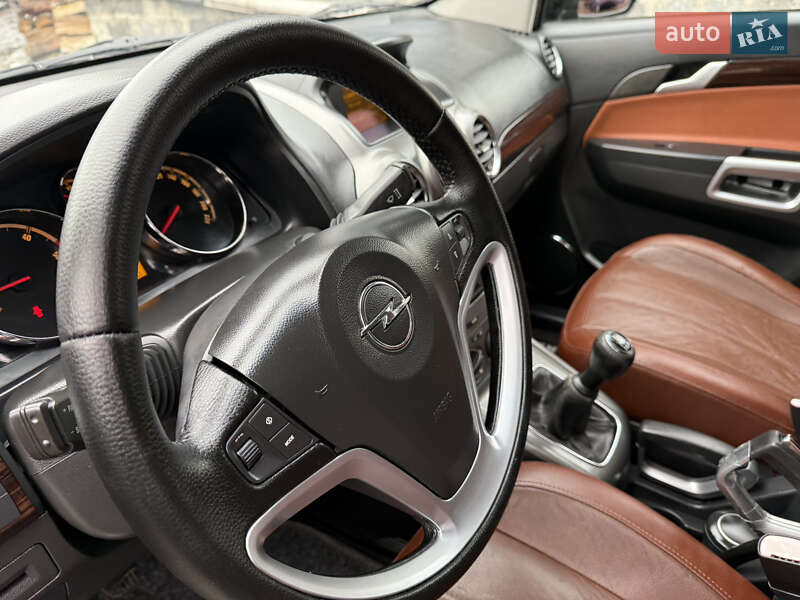 Позашляховик / Кросовер Opel Antara 2007 в Івано-Франківську