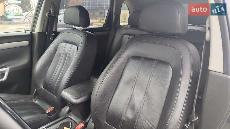 Позашляховик / Кросовер Opel Antara 2013 в Луцьку