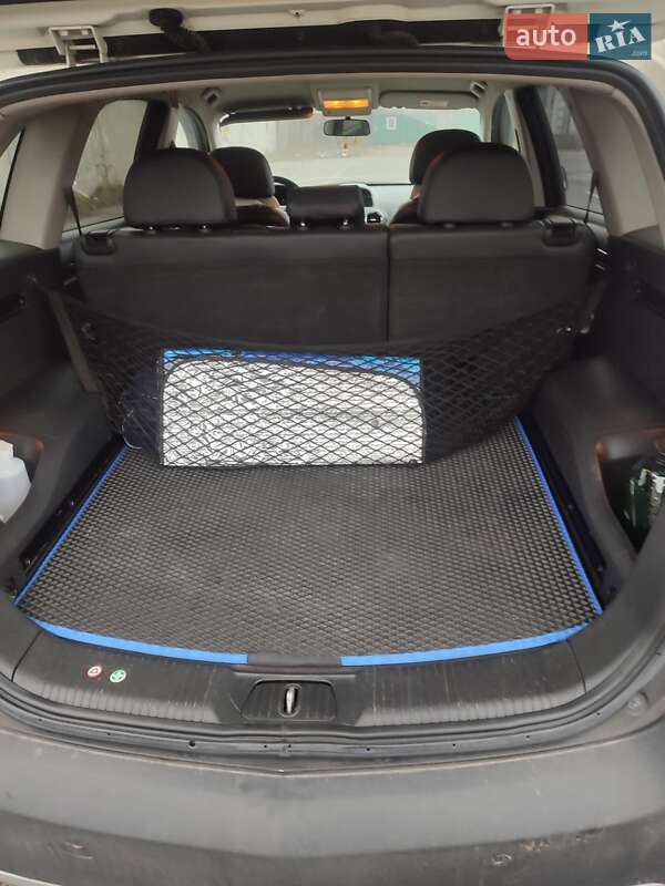 Внедорожник / Кроссовер Opel Antara 2010 в Киеве фото 6 Внедорожник / Кроссовер Opel Antara 2010 в Киеве