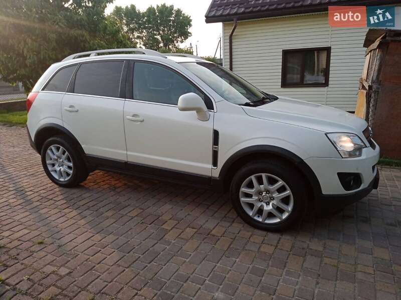 Внедорожник / Кроссовер Opel Antara 2012 в Ровно