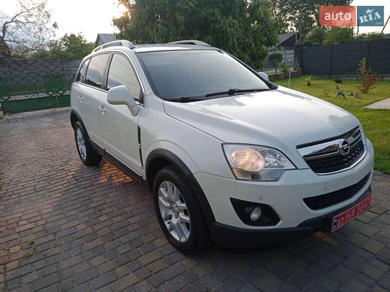 Внедорожник / Кроссовер Opel Antara 2012 в Ровно