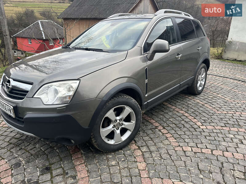 Внедорожник / Кроссовер Opel Antara 2007 в Воловце