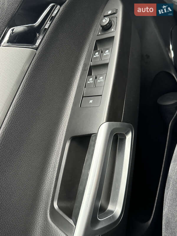 Внедорожник / Кроссовер Opel Antara 2012 в Луцке фото 15 Внедорожник / Кроссовер Opel Antara 2012 в Луцке