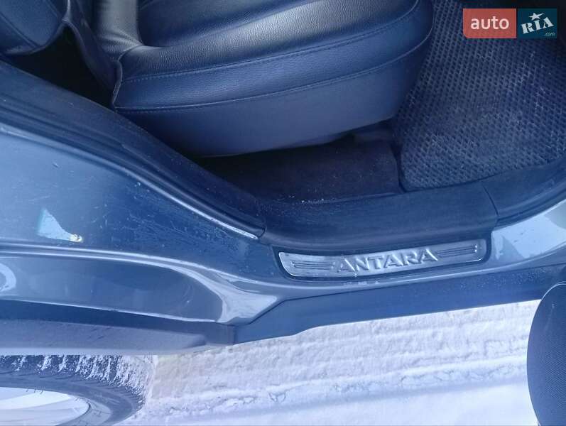 Внедорожник / Кроссовер Opel Antara 2013 в Городенке