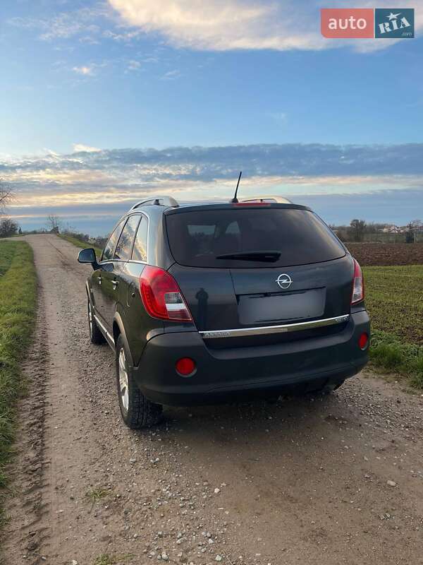 Внедорожник / Кроссовер Opel Antara 2013 в Черновцах