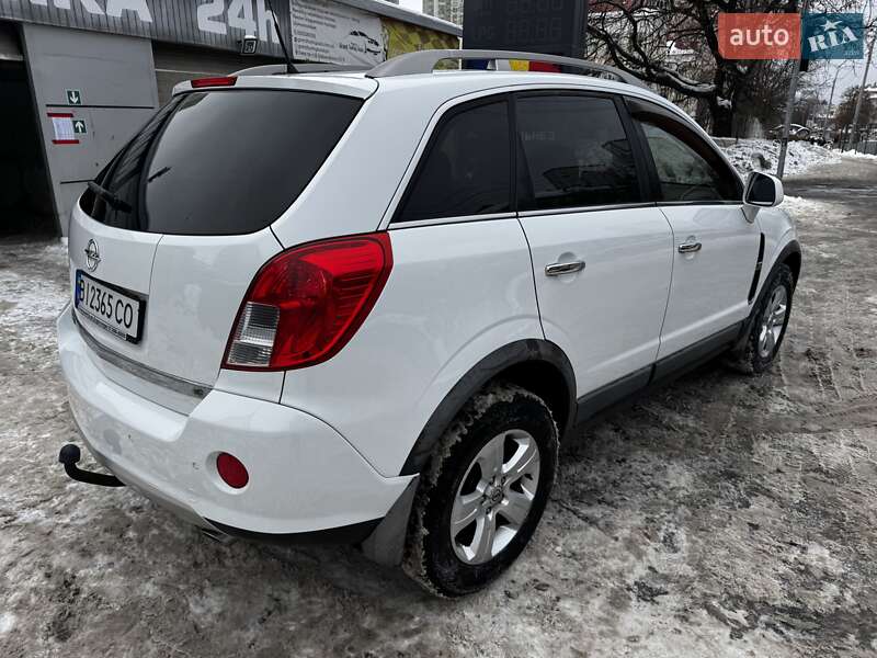 Внедорожник / Кроссовер Opel Antara 2012 в Киеве
