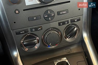 Внедорожник / Кроссовер Opel Antara 2011 в Киеве