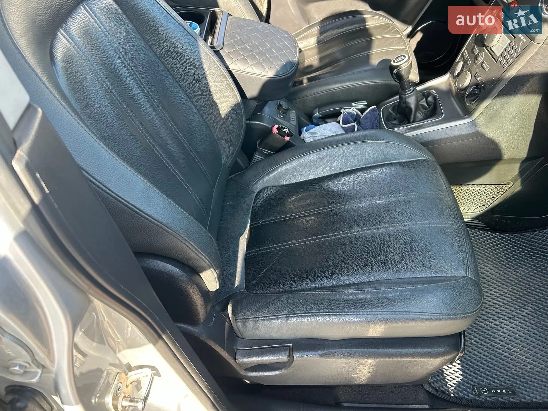 2010 Opel Antara - мініатюра 16