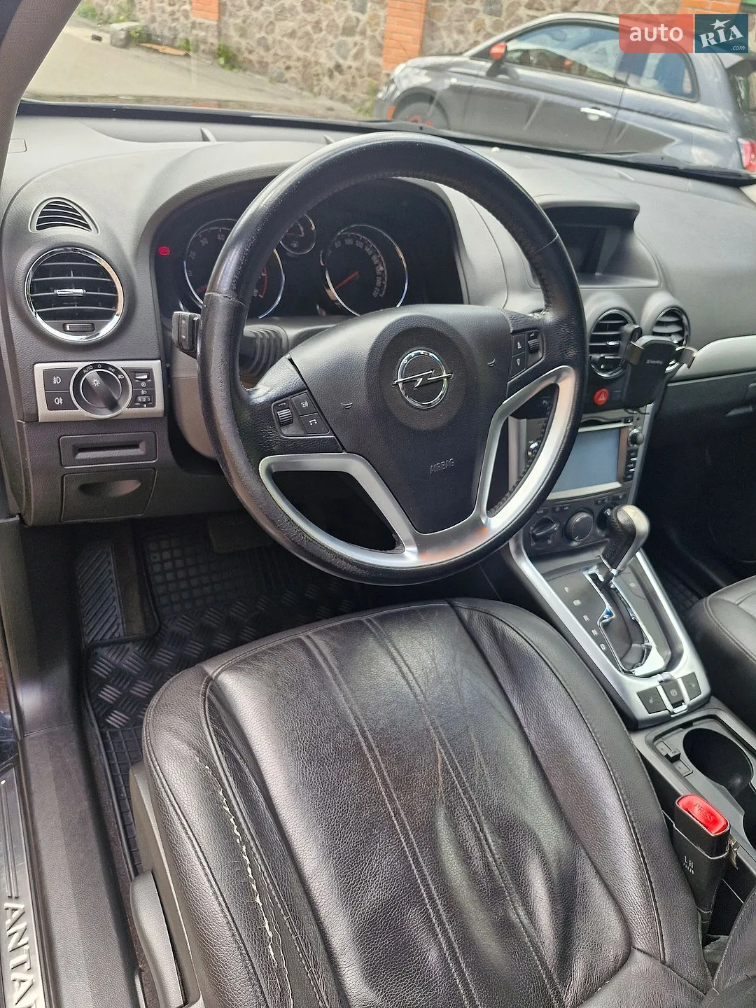 2012 Opel Antara - мініатюра 16