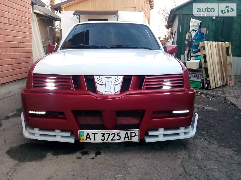 Седан Opel Ascona 1988 в Ивано-Франковске