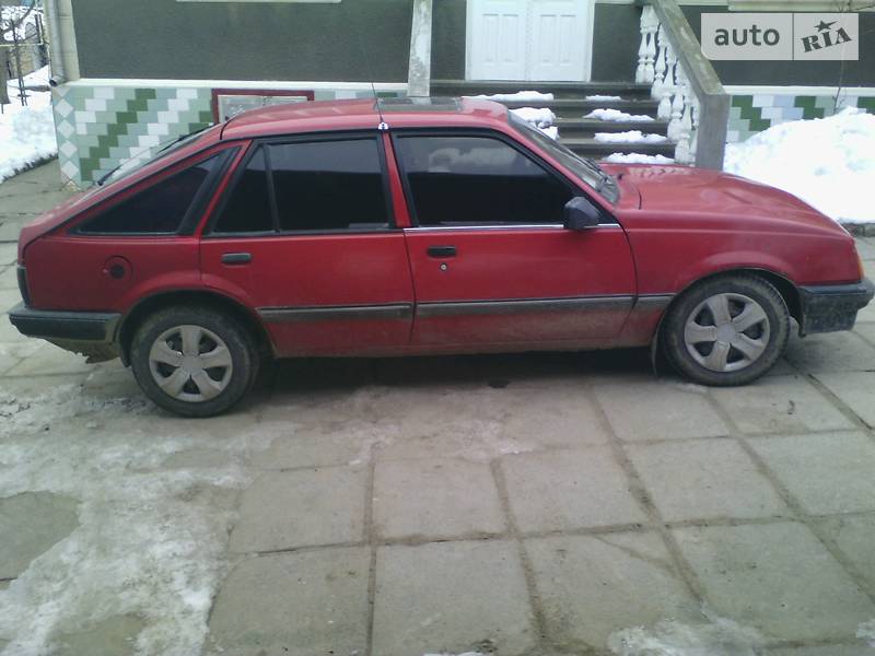 Opel Ascona 1988 года