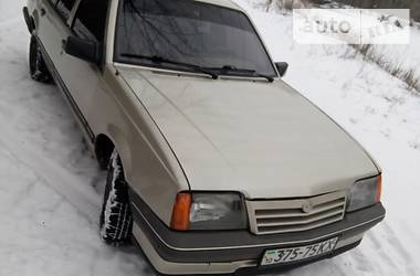 Седан Opel Ascona 1986 в Києві