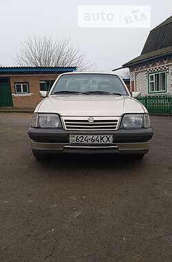Седан Opel Ascona 1988 в Виннице
