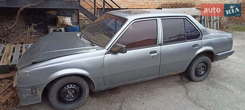Opel Ascona 1987