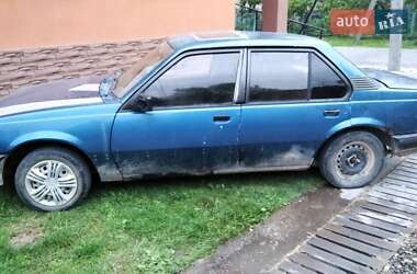 Седан Opel Ascona 1986 в Виноградове