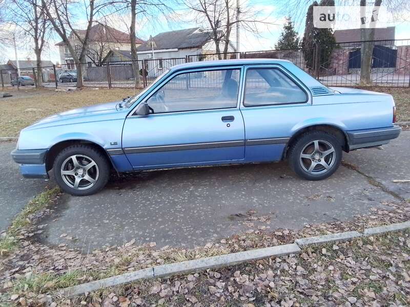 Седан Opel Ascona 1987 в Житомирі