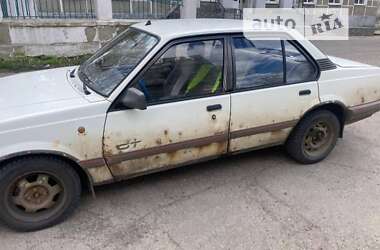 Седан Opel Ascona 1986 в Харькове