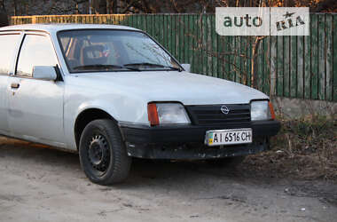 Седан Opel Ascona 1987 в Боярке