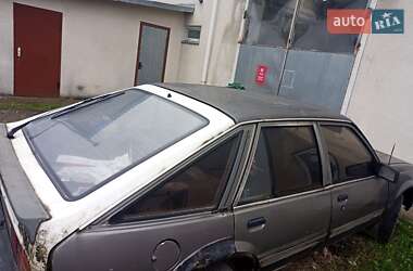Хетчбек Opel Ascona 1986 в 