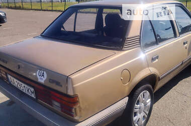 Седан Opel Ascona 1985 в Киеве